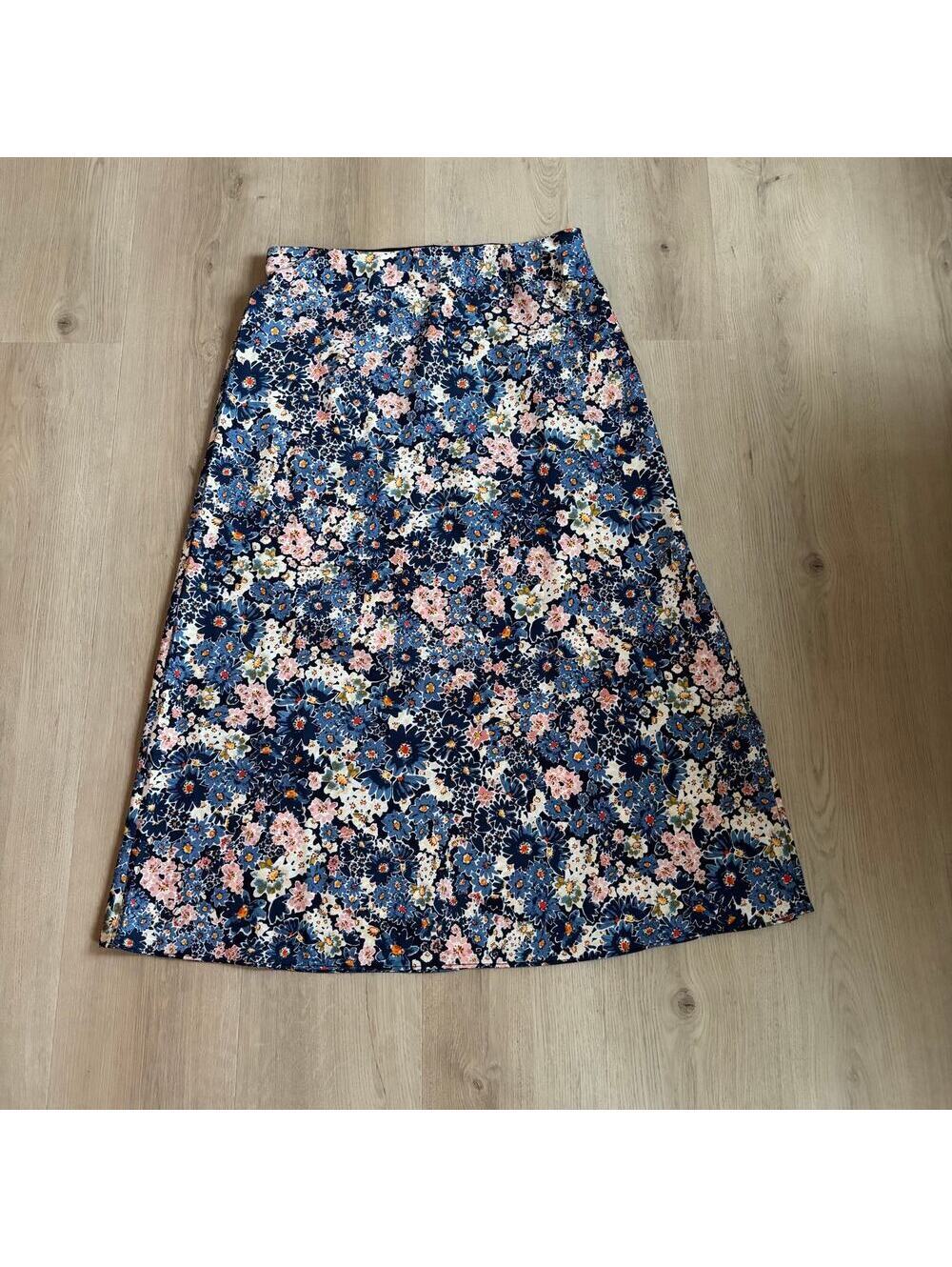 LOFT NWOT Women's Blue A-Line Floral Midi Skirt Size M